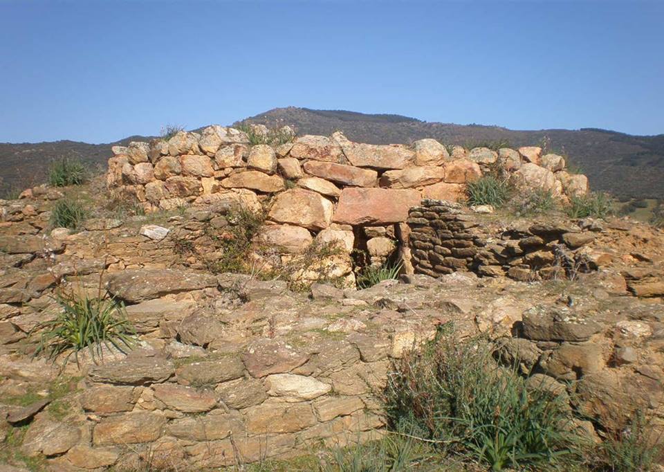 nuraghe san pietro.jpg